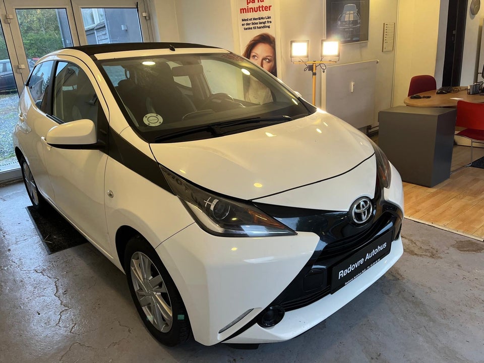 Toyota Aygo 1,0 VVT-i x-sky 5d