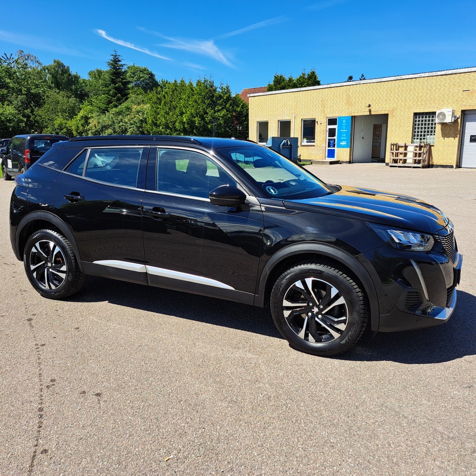 Peugeot 2008 1,2 PureTech 130 Active 5d