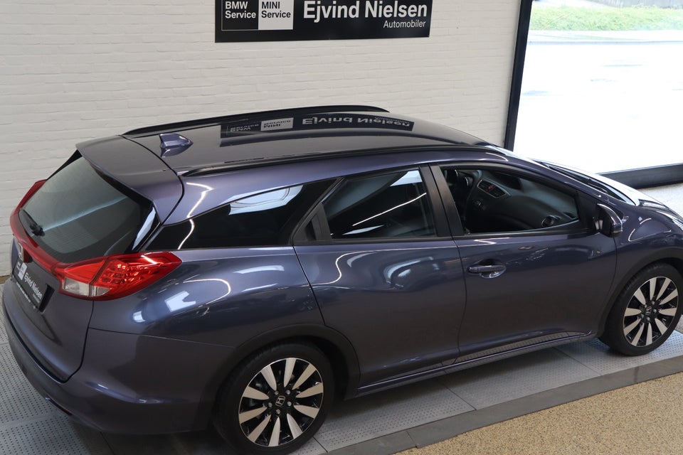 Honda Civic 1,8 i-VTEC Comfort Tourer aut. 5d