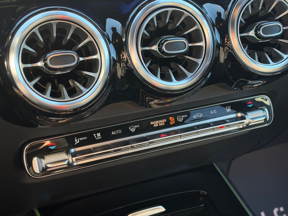 Mercedes EQB250+ AMG Line 5d