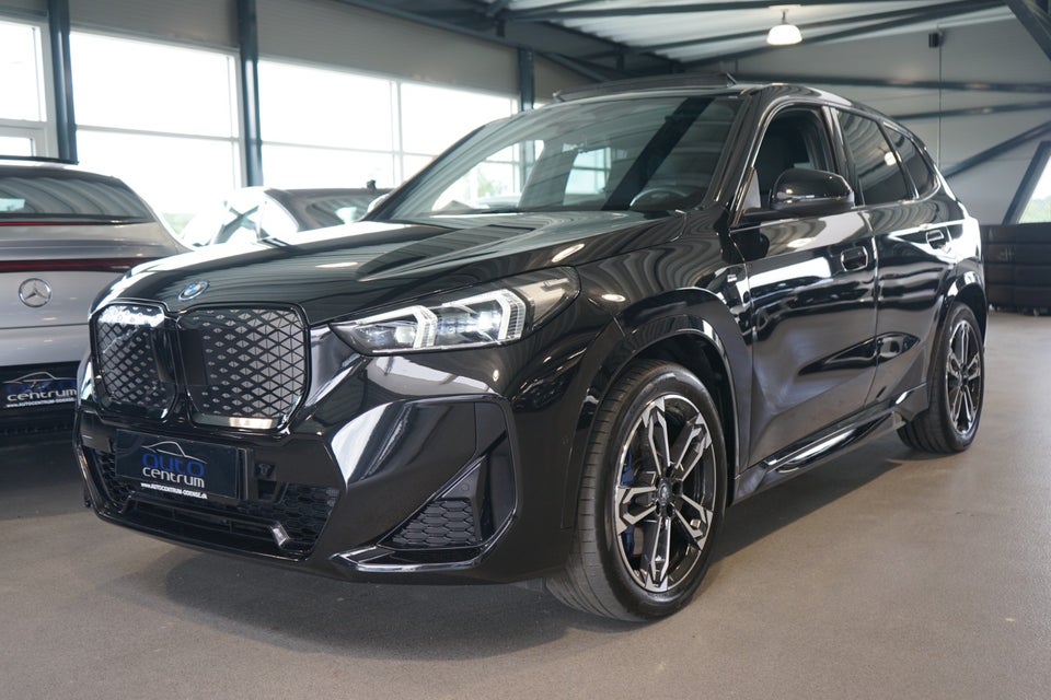 BMW iX1 eDrive20 M-Sport 5d
