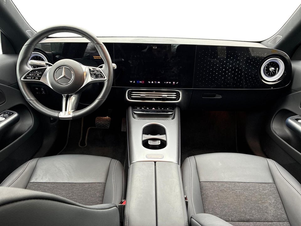 Mercedes CLA250+ electric Progressive Advance 4d