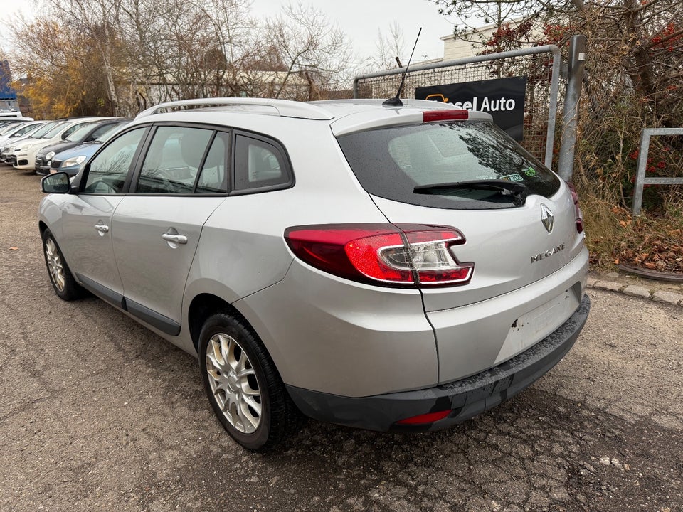 Renault Megane III 1,5 dCi 110 Dynamique Sport Tourer 5d