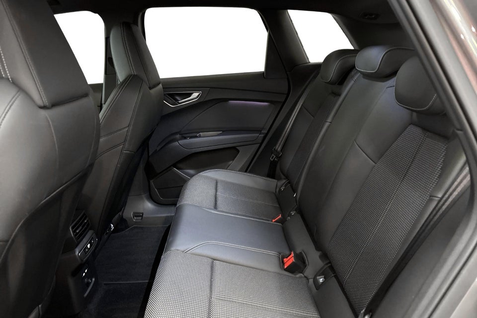 Audi Q4 e-tron 45 S-line Edition 5d