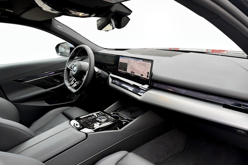 BMW i5 eDrive40 Touring Supercharged 5d