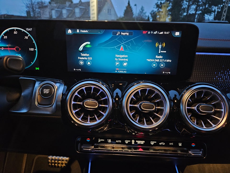 Mercedes EQB250 AMG Line 5d