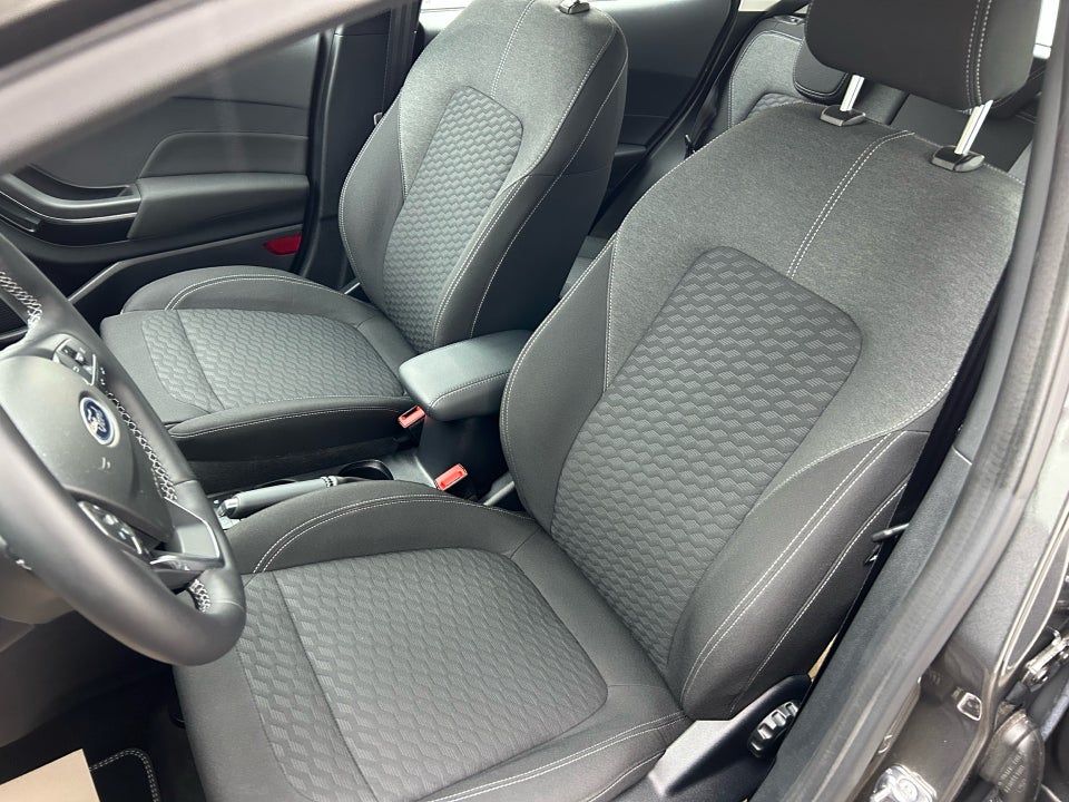 Ford Fiesta 1,0 EcoBoost Titanium 5d