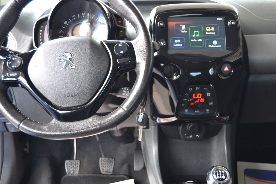 Peugeot 108 1,0 e-VTi 72 Allure+ 5d