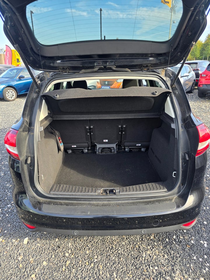 Ford C-MAX 1,5 TDCi 120 Titanium 5d