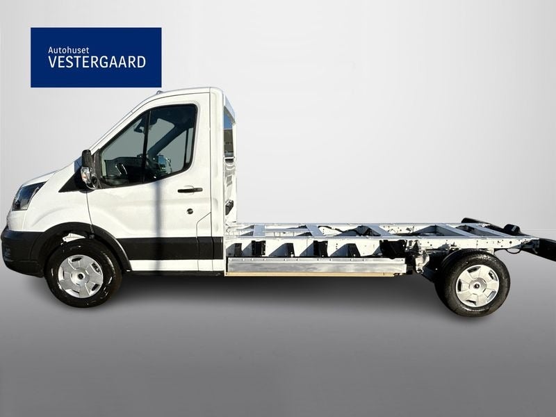 Ford E-Transit 350 L3 Chassis 68 Trend H1 RWD