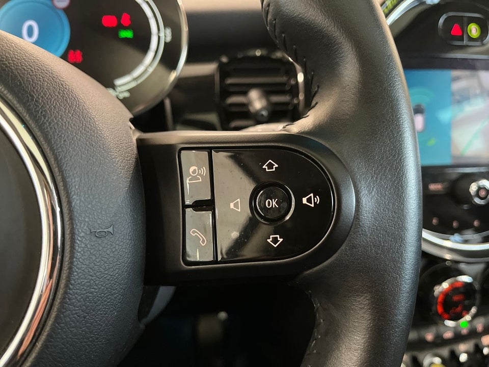 MINI Cooper SE Camden Edition 3d