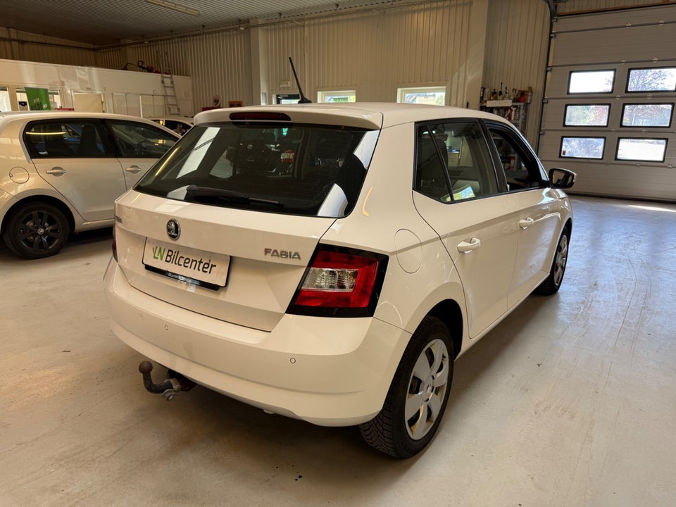 Skoda Fabia 1,2 TSi 110 Ambition 5d