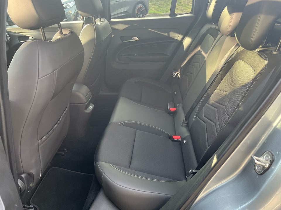 Jeep Avenger 54 Summit 5d