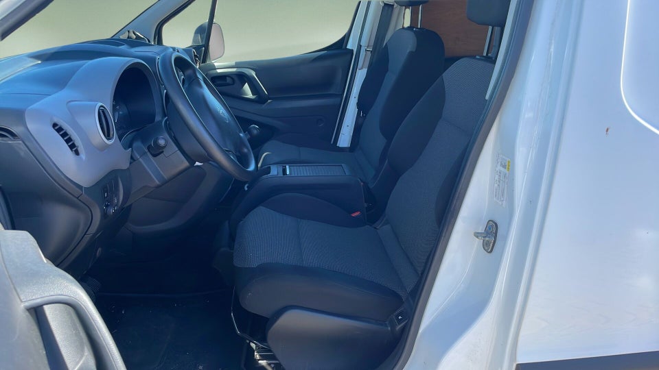Peugeot Partner 1,6 BlueHDi 75 L1 Van 5d