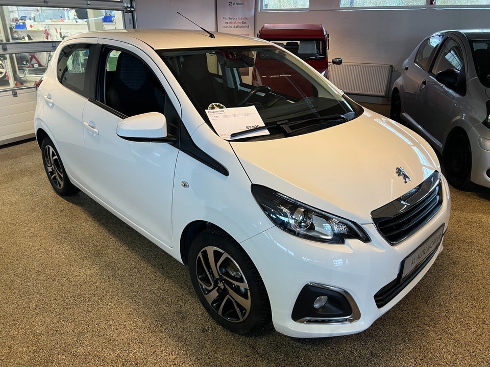 Peugeot 108 1,0 e-VTi 72 Infinity 5d