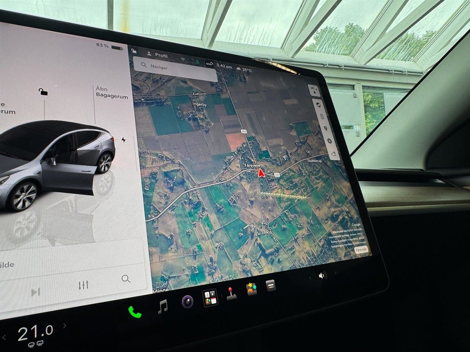 Tesla Model Y Long Range AWD 5d