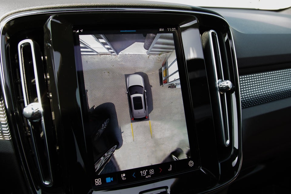 Volvo XC40 P8 ReCharge Twin R-Design 5d