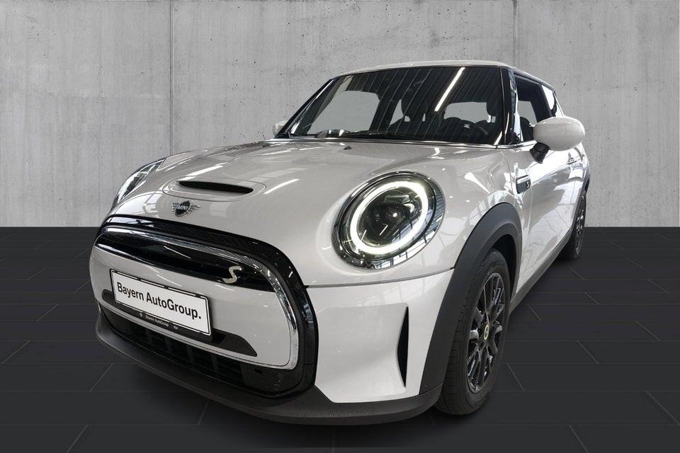 MINI Cooper SE Classic Trim 3d