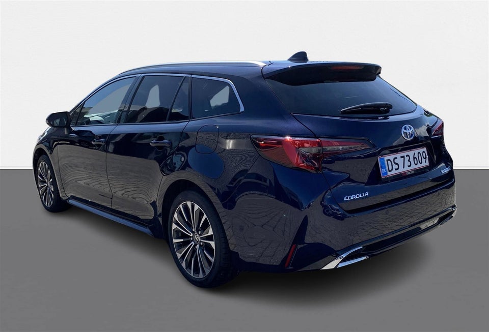 Toyota Corolla 1,8 Hybrid Style Safety e-CVT 5d