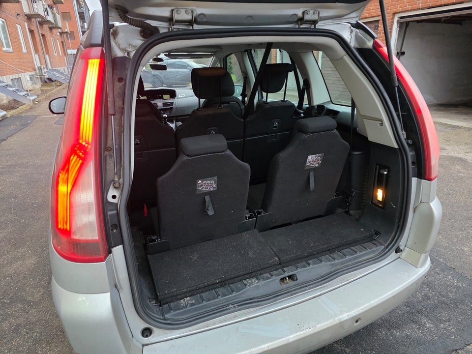 Citroën Grand C4 Picasso 1,6 HDi 112 Seduction 7prs 5d