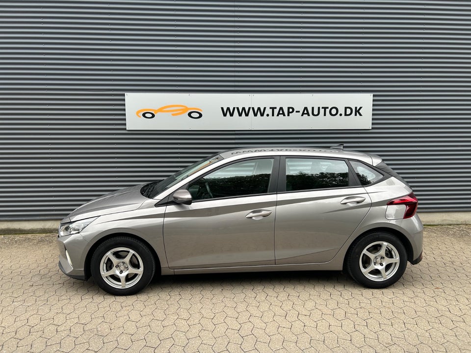 Hyundai i20 1,0 T-GDi Essential DCT 5d