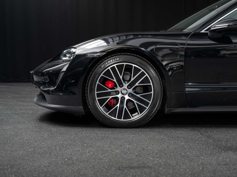 Porsche Taycan 4S Performance+ 4d