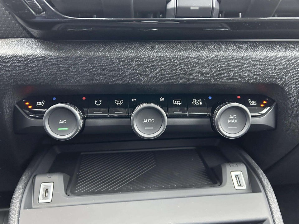 Citroën ë-C4 X 50 Shine 4d