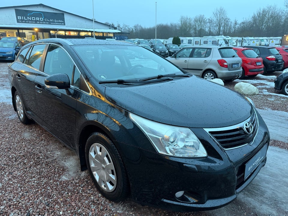 Toyota Avensis 1,8 VVT-i TX stc. 5d