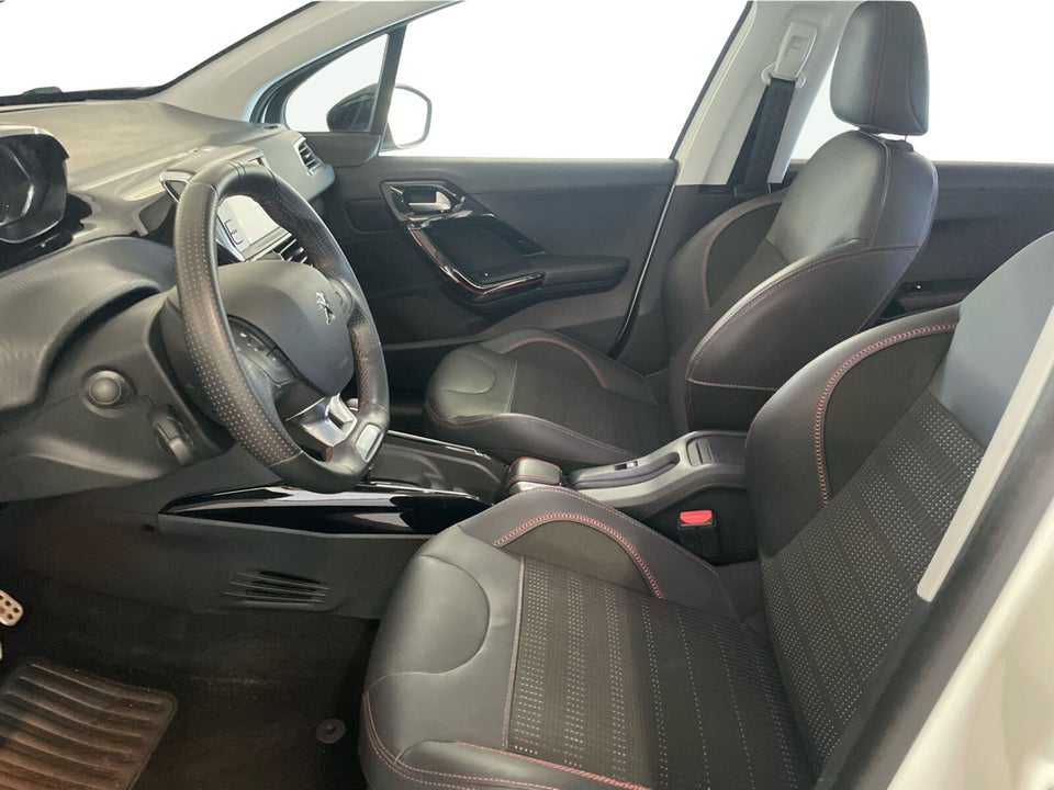 Peugeot 2008 1,5 BlueHDi 120 GT Line Sky EAT6 5d