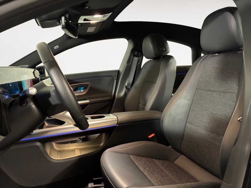 Mercedes CLA250+ EQ Progressive 4d