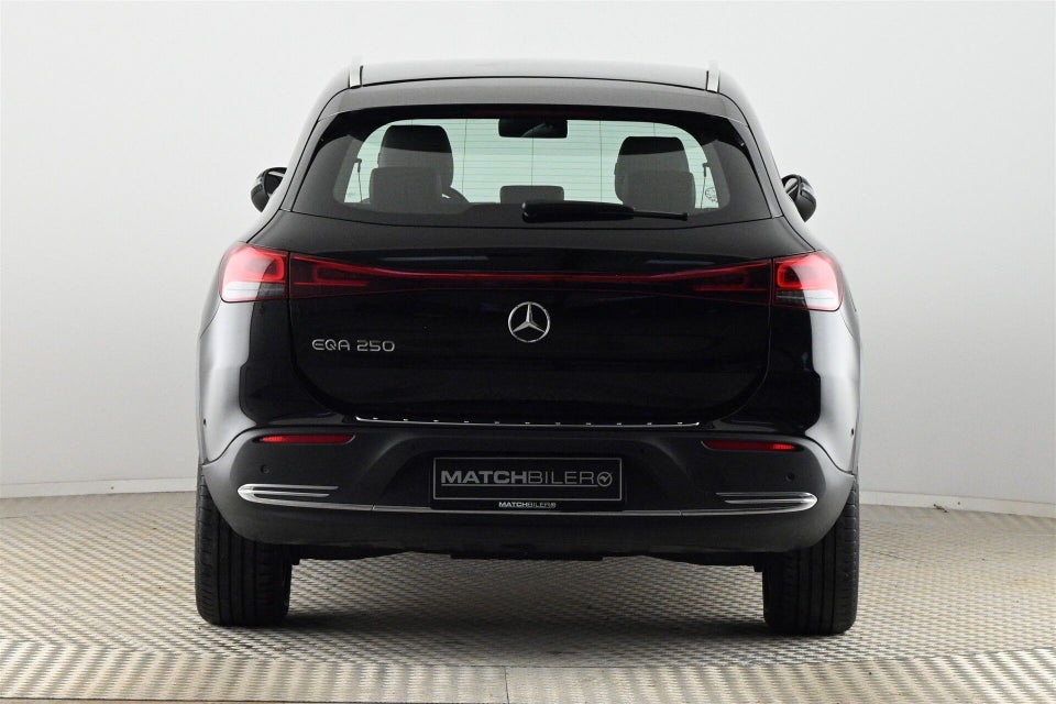 Mercedes EQA250 Progressive 5d