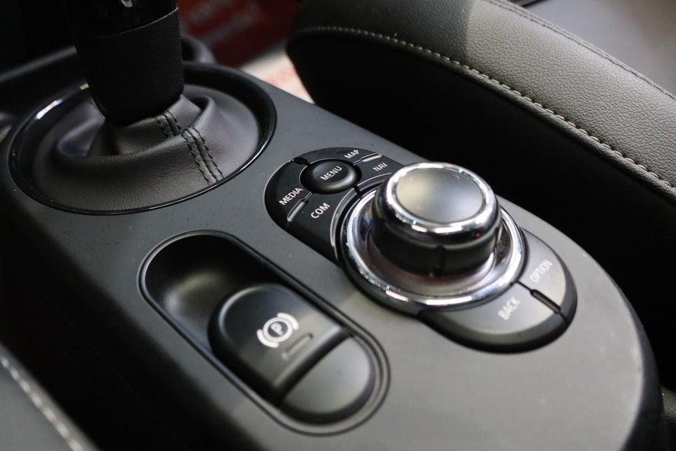 MINI Cooper SE Camden Edition 3d