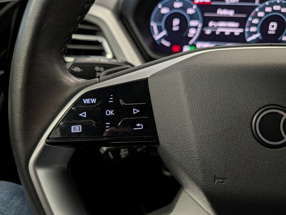 Audi Q4 e-tron 40 Advanced 5d