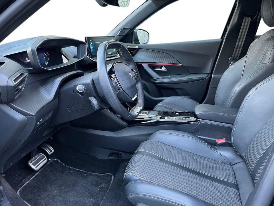 Peugeot e-2008 50 GT 5d