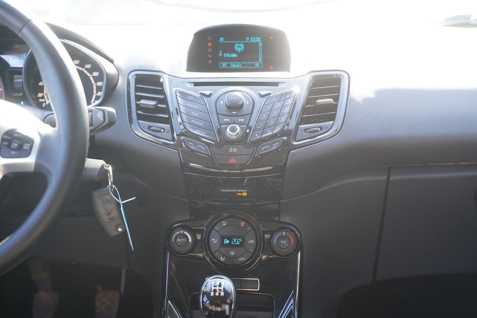 Ford Fiesta 1,0 SCTi 100 Titanium 5d