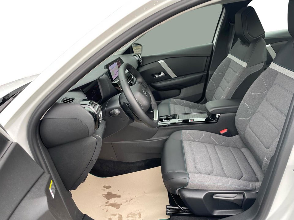 Citroën C4 X 1,2 PureTech 130 Chevron Sport EAT8 4d