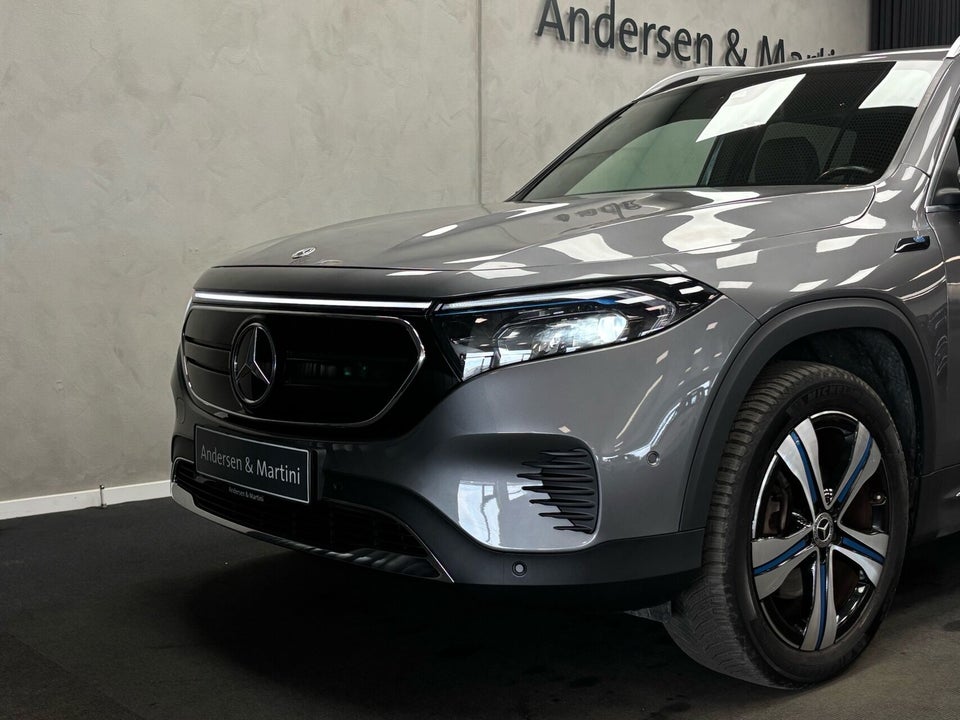 Mercedes EQB300 Electric Art 4Matic 7prs 5d