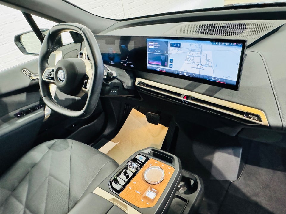 BMW iX xDrive50 Supercharged 5d