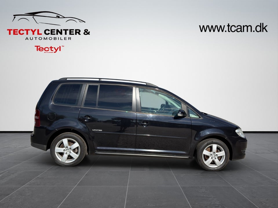 VW Touran 1,4 TSi 140 Highline 7prs 5d