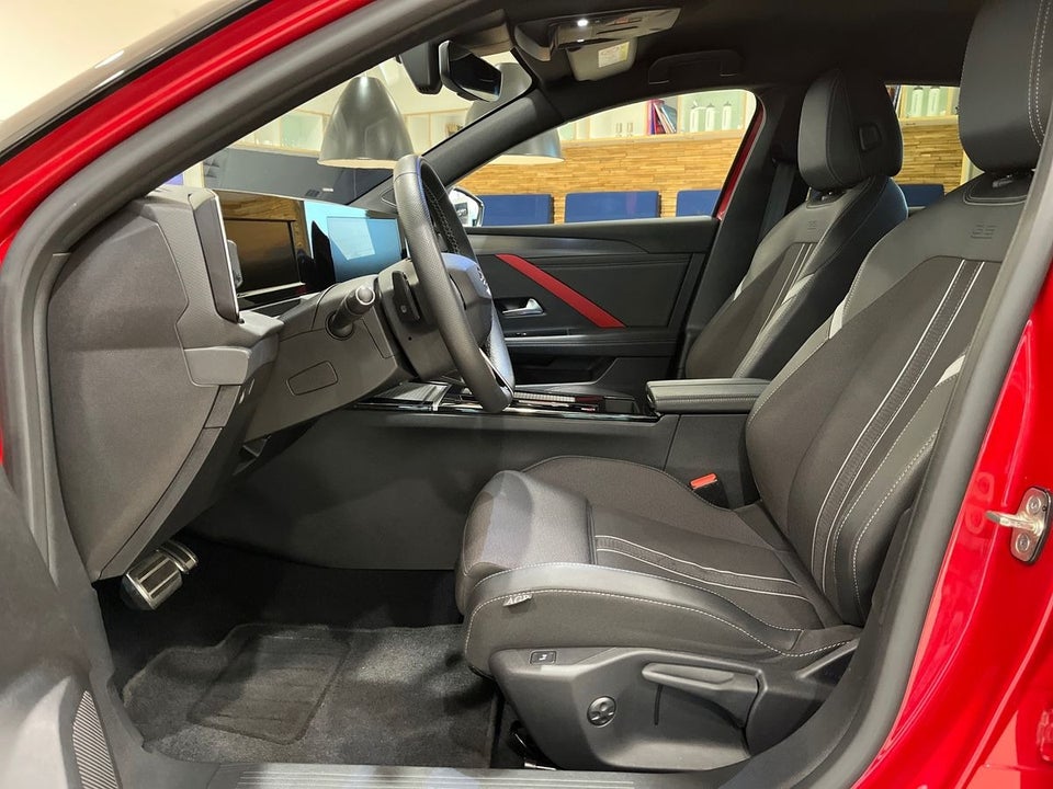 Opel Astra 1,6 PHEV GS Line aut. 5d