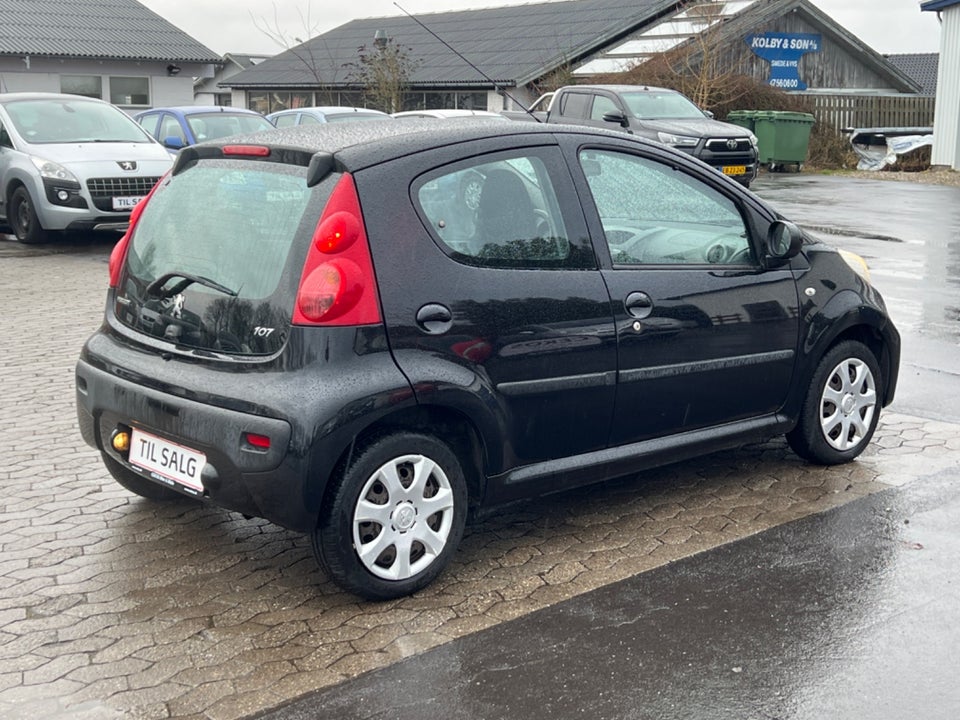 Peugeot 107 1,0 Active 5d