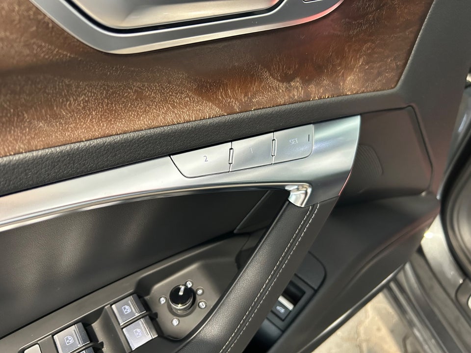 Audi A6 55 TFSi Sport quattro S-tr. 4d