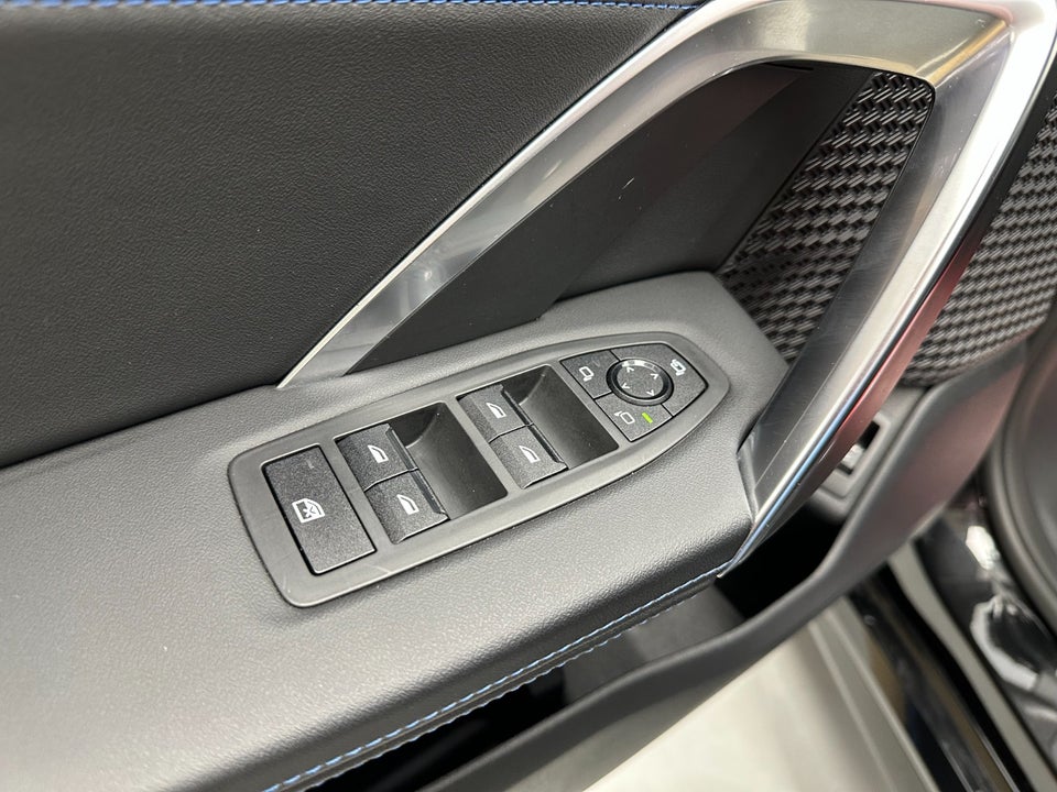 BMW iX1 eDrive20 M-Sport Pro 5d