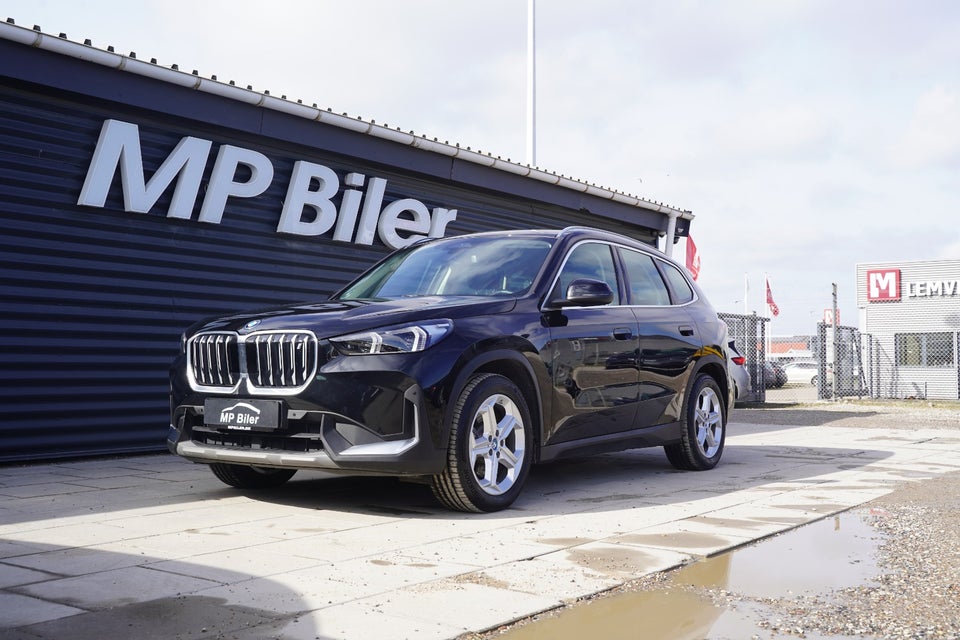 BMW iX1 xDrive30 X-Line 5d