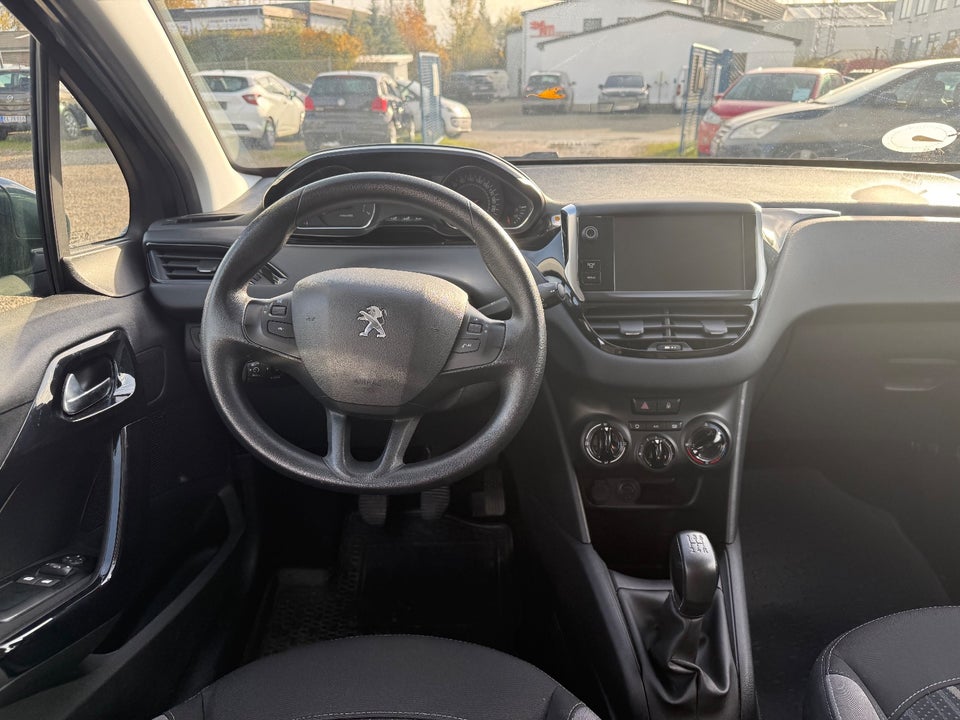 Peugeot 208 1,2 VTi Active 5d
