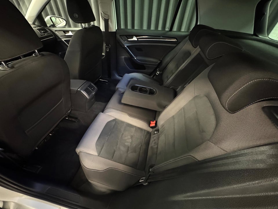 VW Golf VII 1,5 TSi 150 Highline DSG 5d