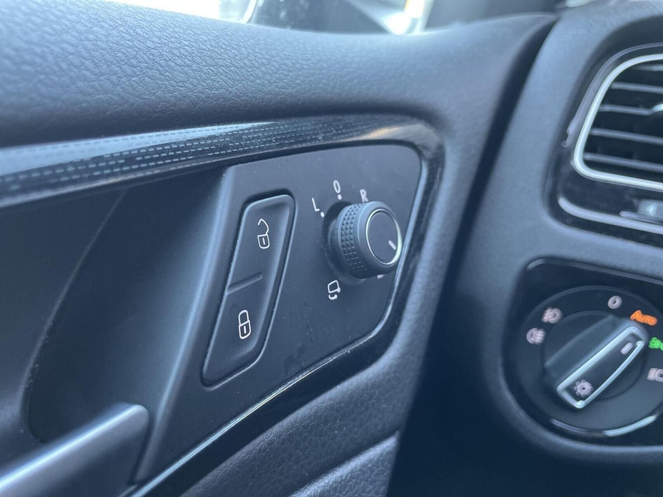 VW Golf VII 1,5 TSi 150 Highline Connect Variant DSG 5d