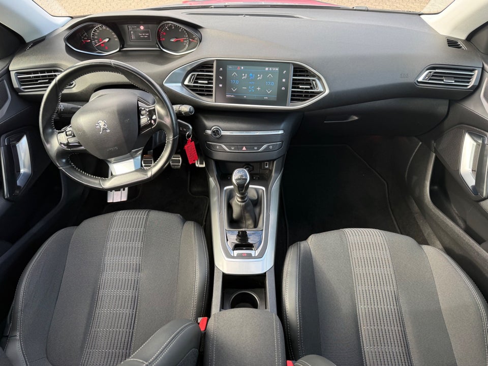 Peugeot 308 1,5 BlueHDi 130 Edition SW 5d