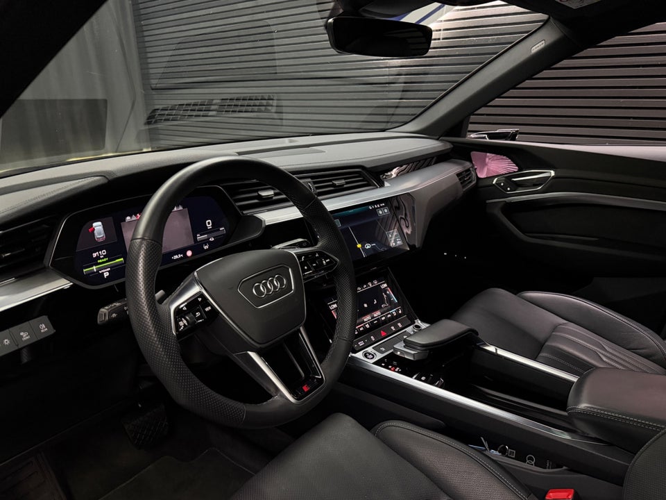 Audi e-tron 55 S-line quattro 5d
