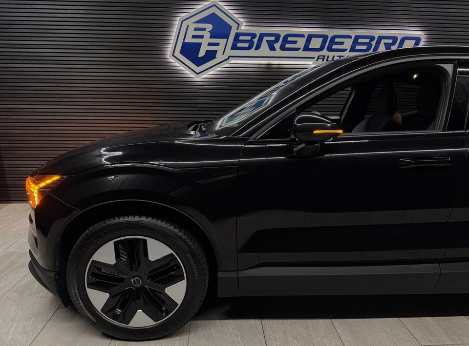 Volvo EX30 Standard Range Core 5d